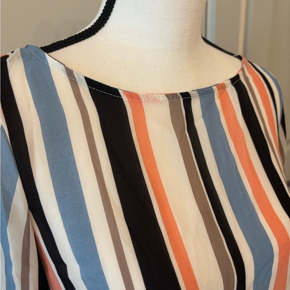 Colorful striped flowy flutter sleeve business blouse size S - Picture 7 of 13